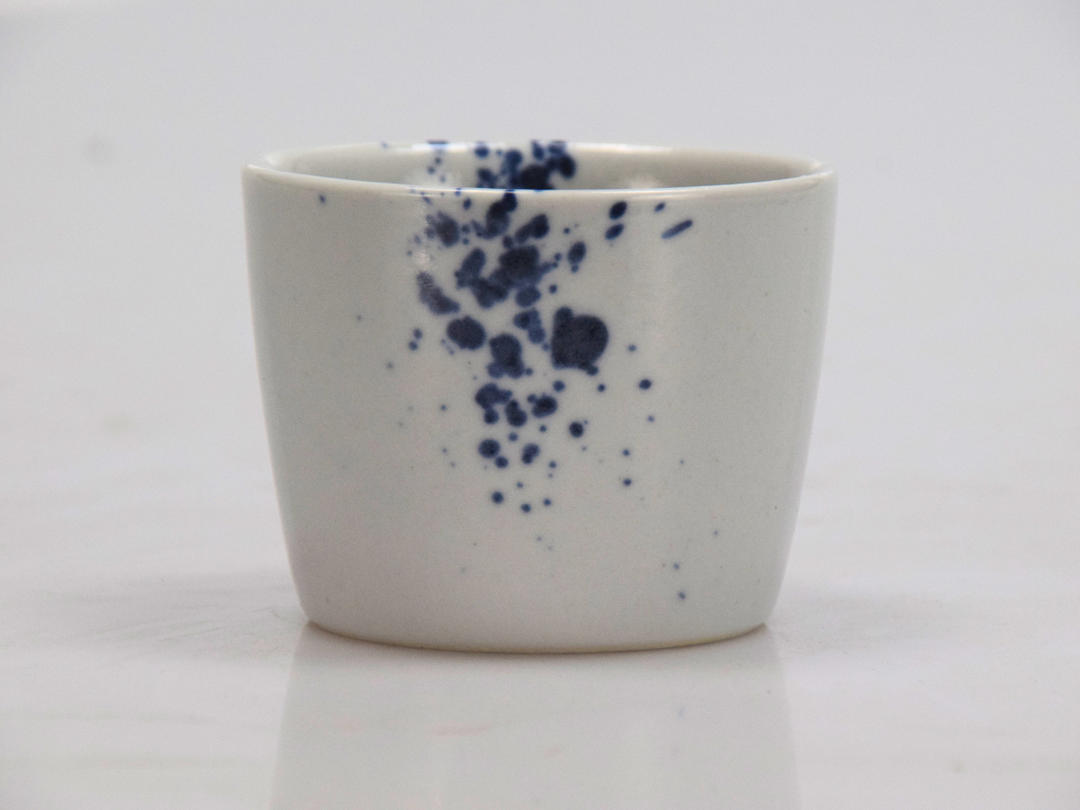 有田焼 吹墨(初期伊万里)蕎麦猪口(大) – SAGA COLLECTIVE 有田焼 吹墨(初期伊万里)蕎麦猪口(大) – SAGA COLLECTIVE