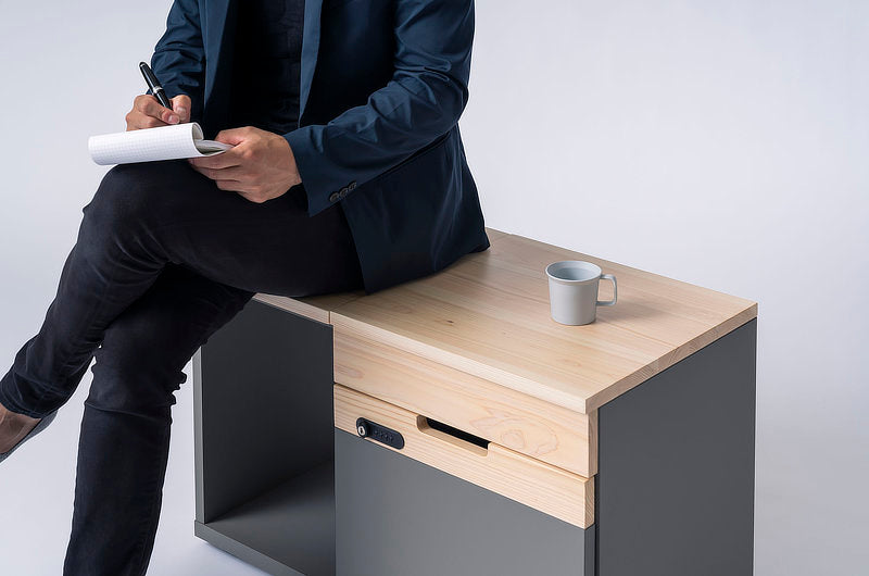 Mobile drawer bench